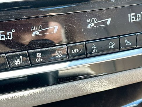 Used 2017 BMW 530i image 21