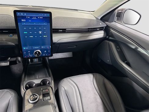 Used 2024 Ford Mustang Mach-E Premium image 24