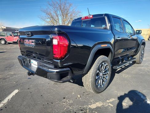 New 2026 GMC Canyon Denali image 3