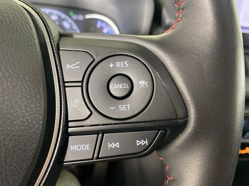 Used 2023 Toyota RAV4 SE w/ Weather & Moonroof Package image 21