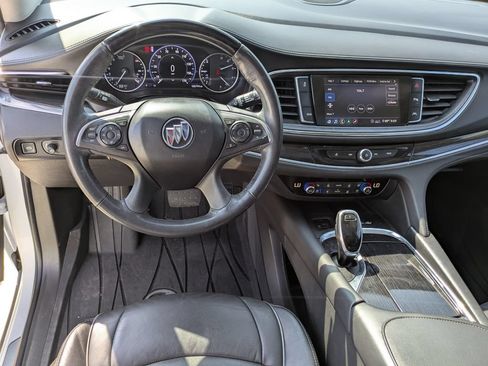 Used 2020 Buick Enclave Avenir w/ Avenir Technology Package FWD image 14