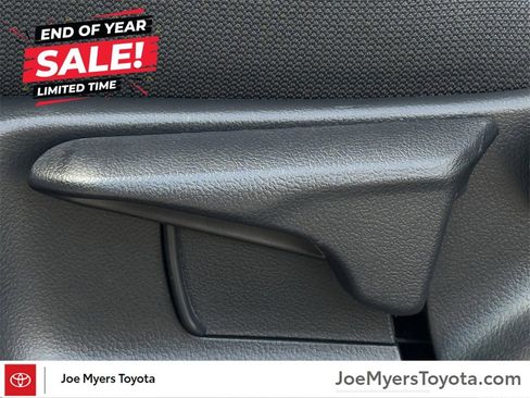 Used 2025 Toyota Corolla LE image 22