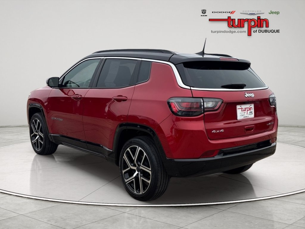 Used 2025 Jeep Compass Limited w/ Elite Group AWD/4WD image 3