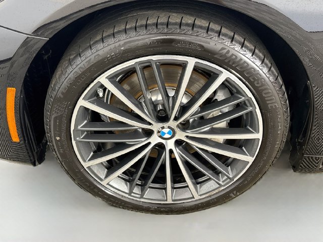 Used 2023 BMW 530i w/ Convenience Package RWD image 37