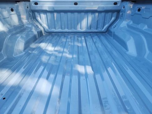 Used 2025 Chevrolet Colorado LT w/ LT Convenience Package AWD/4WD image 32