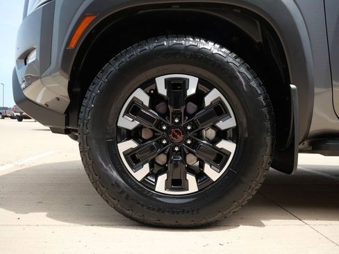 Used 2024 Nissan Frontier PRO-4X w/ Off-Road Protection Package AWD/4WD image 14