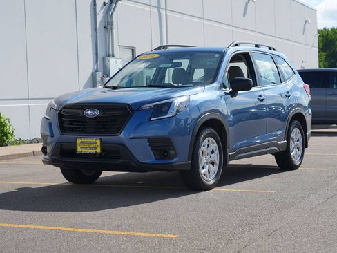 Used 2024 Subaru Forester AWD/4WD image 7