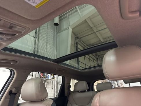 Used 2019 Hyundai Santa Fe Limited image 30