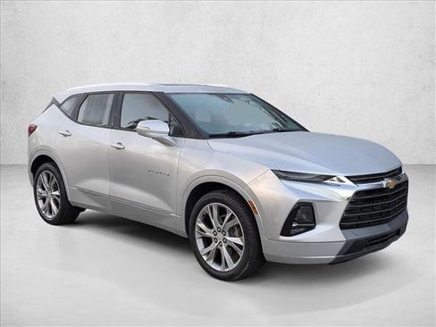 Used 2019 Chevrolet Blazer Premier w/ Sun and Wheels Package image 3
