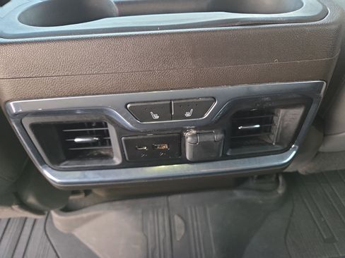 Used 2019 GMC Sierra 1500 SLT w/ SLT Premium Package image 19