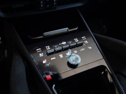 New 2026 Porsche Cayenne Turbo GT AWD/4WD image 15