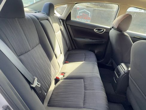 Used 2016 Nissan Sentra SV FWD image 7