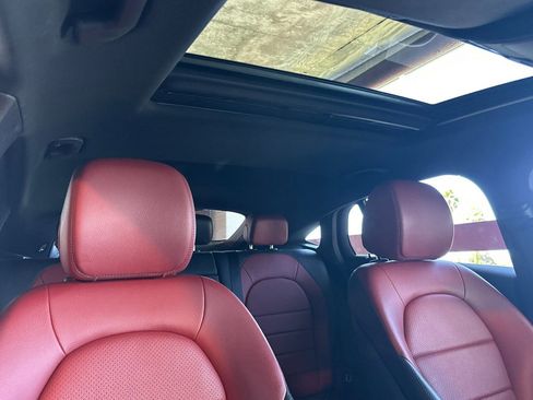 Used 2022 Mercedes-Benz GLC 300 4MATIC Coupe image 22