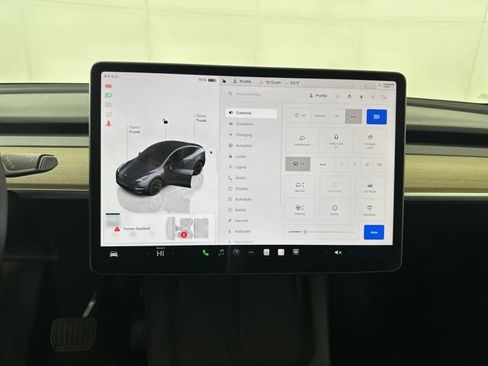 Used 2023 Tesla Model Y Long Range image 21