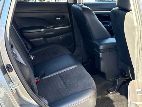 Used 2024 Mitsubishi Outlander Sport ES image 13