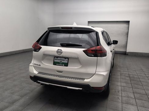 Used 2018 Nissan Rogue S FWD image 7