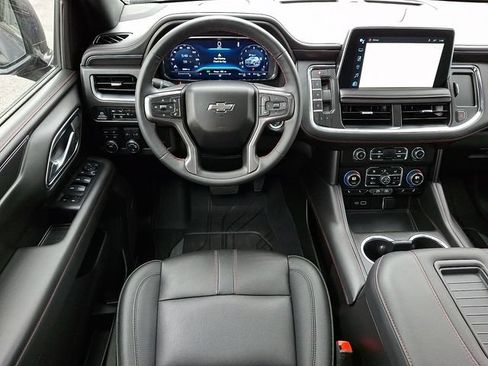 Used 2024 Chevrolet Suburban RST w/ Luxury Package AWD/4WD image 13