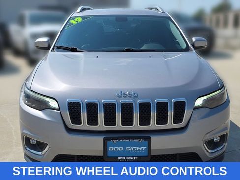 Used 2019 Jeep Cherokee Limited AWD/4WD image 8