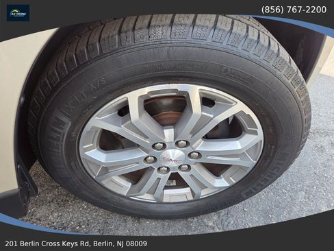 Used 2015 GMC Acadia SLT w/ Open Road Package AWD/4WD image 28