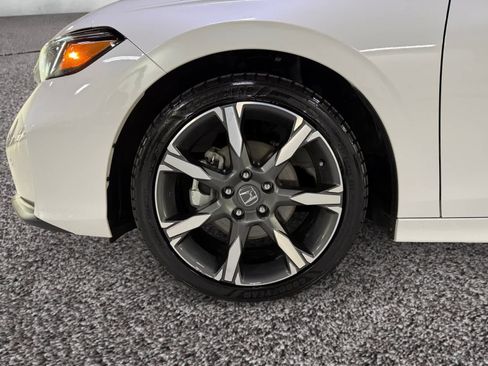 Used 2025 Honda Civic Sport Touring image 18