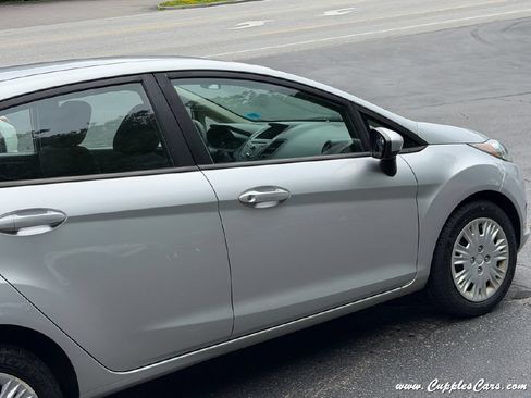 Used 2014 Ford Fiesta S FWD image 37
