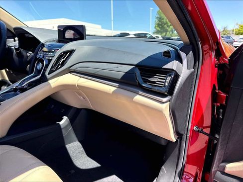 Used 2024 Acura RDX SH-AWD image 18