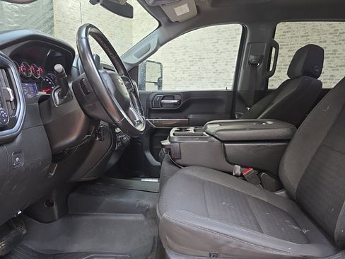Used 2023 Chevrolet Silverado 2500 LT image 24