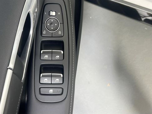 Used 2023 Hyundai Sonata Limited FWD image 18