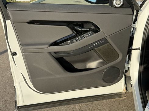 Certified 2026 Land Rover Range Rover Evoque Dynamic SE image 14