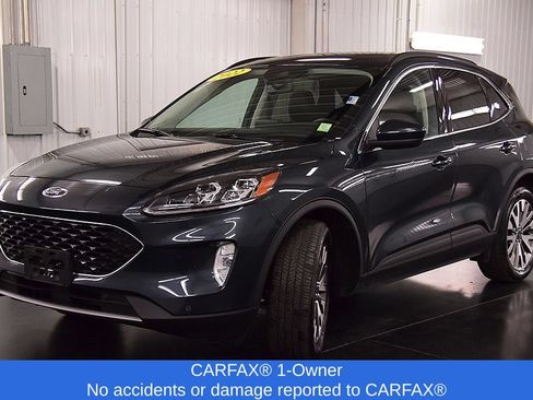 Used 2022 Ford Escape Titanium w/ Class II Trailer Tow Package AWD/4WD image 3