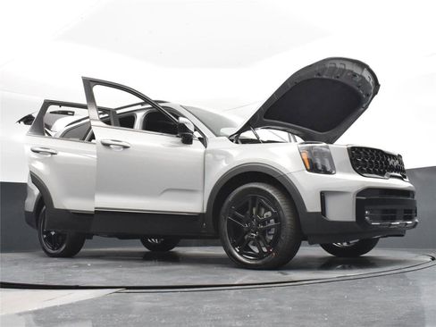 Used 2025 Kia Telluride SX Prestige X-Line image 21