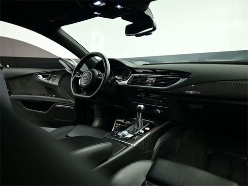 Used 2016 Audi RS 7 Prestige image 45