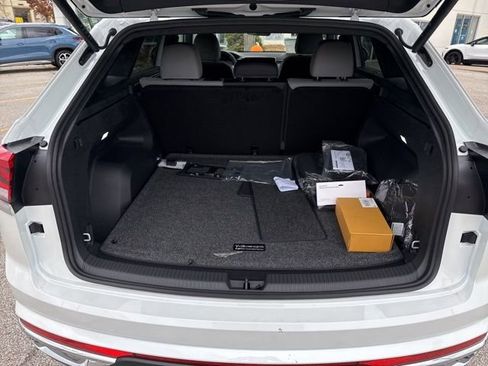 New 2026 Volkswagen Atlas Cross Sport SEL image 57