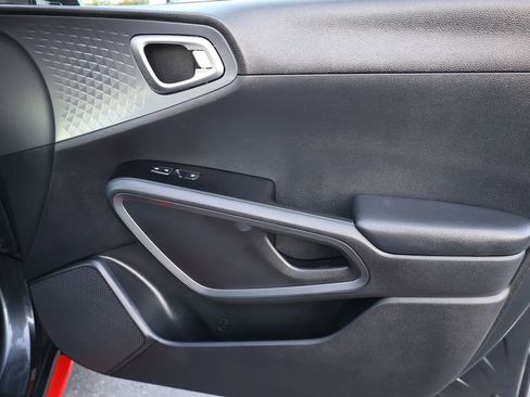 Used 2020 Kia Soul GT-Line image 13