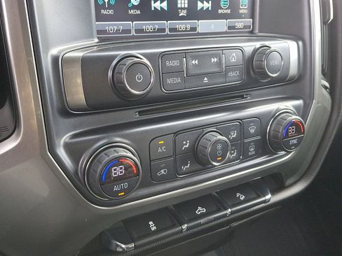 Used 2018 Chevrolet Silverado 1500 LT w/ All Star Edition image 17