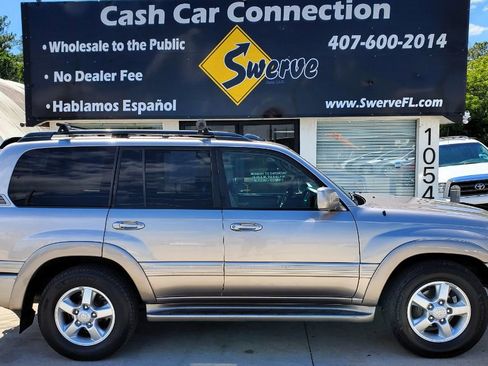 Used 2004 Toyota Land Cruiser AWD/4WD image 6