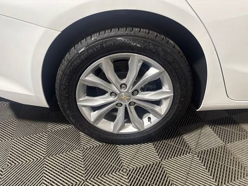 Used 2023 Chevrolet Malibu LT FWD image 38