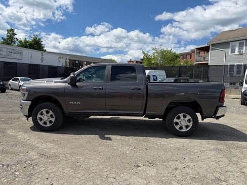 New 2026 RAM 2500 Big Horn AWD/4WD image 2