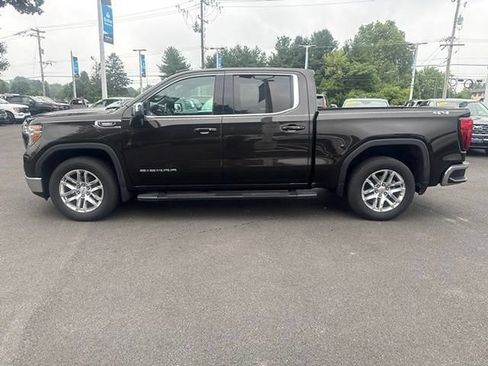 Used 2020 GMC Sierra 1500 SLE w/ SLE Value Package AWD/4WD image 4