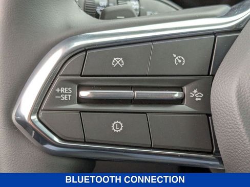 New 2026 Chevrolet Equinox LT w/ Convenience Package II image 17