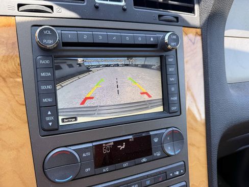 Used 2012 Lincoln Navigator 4WD image 10