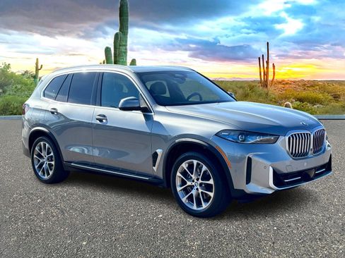 Used 2024 BMW X5 sDrive40i image 8