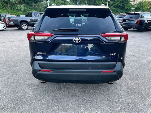 Used 2024 Toyota RAV4 XLE FWD image 10
