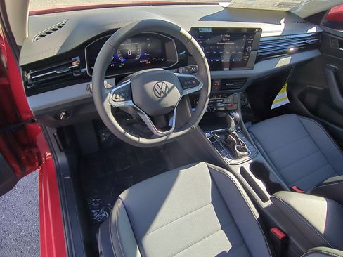 New 2026 Volkswagen Jetta SE image 11