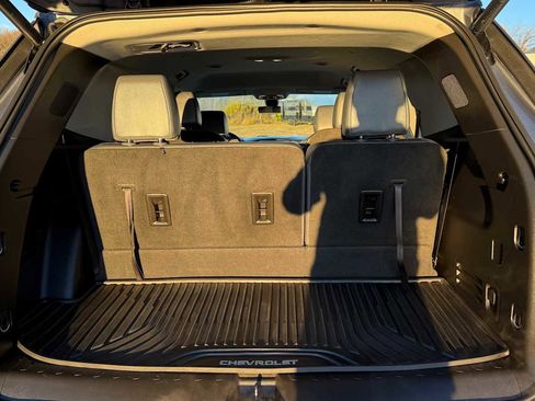 Used 2020 Chevrolet Traverse Premier image 29