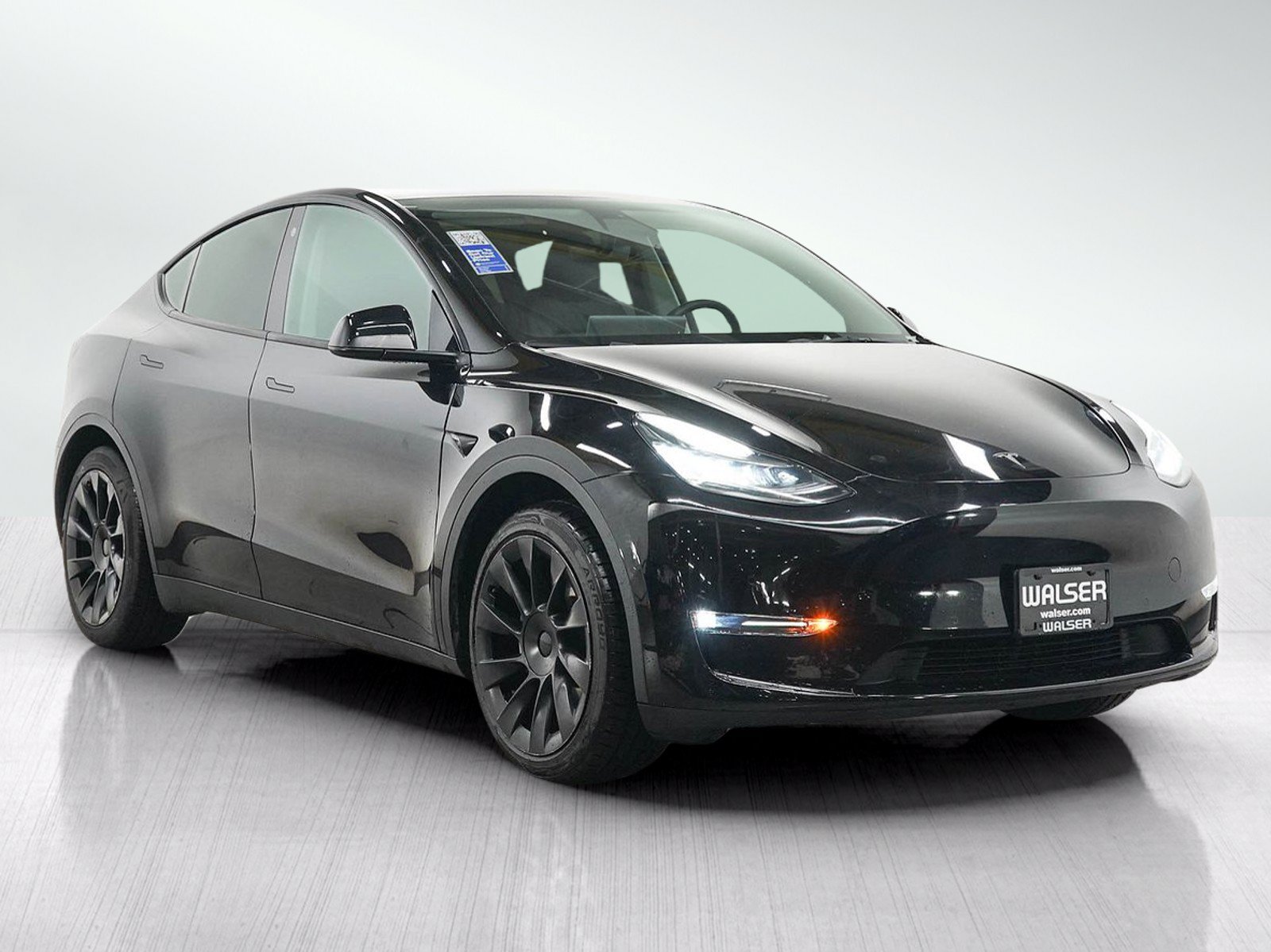 Used 2022 Tesla Model Y Long Range AWD/4WD image 7