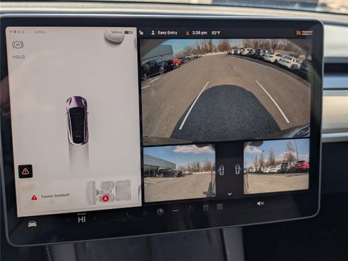 Used 2022 Tesla Model Y Long Range image 24