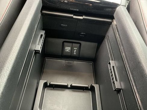 Used 2022 Honda Ridgeline Black Edition image 15