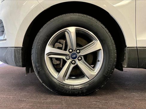 Certified 2022 Ford Edge SEL w/ Convenience Package image 8