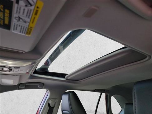 Used 2023 Toyota RAV4 XLE Premium FWD image 16